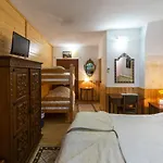 Hospedaria Sao Bras Bed & Breakfast