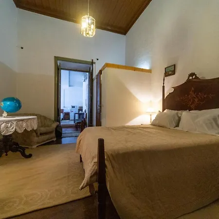 Hospedaria Sao Bras Couette-café *